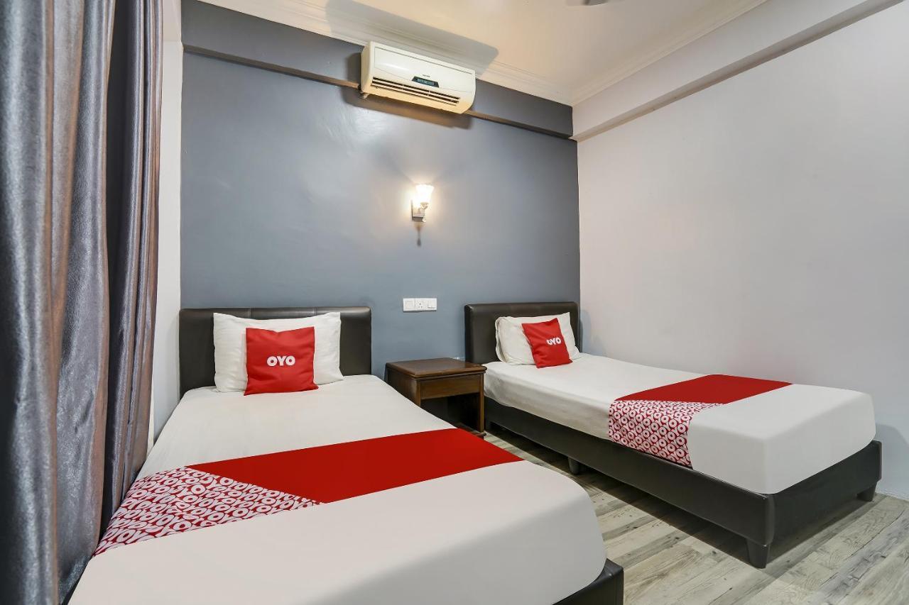 Capital O 90490 Zaques Hotel Sungai Petani Exterior foto